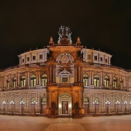 Dresden Gruesst Seine Gaeste Екстериор снимка